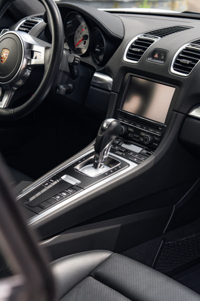 Porsche Cayman – Image 4