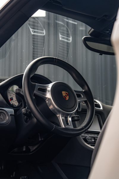 Porsche Cayman – Image 6