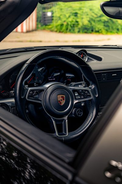 Porsche 911 – Image 10