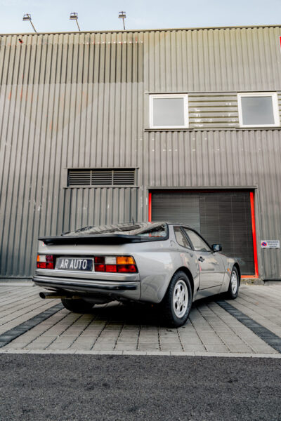 Porsche 944 – Image 7