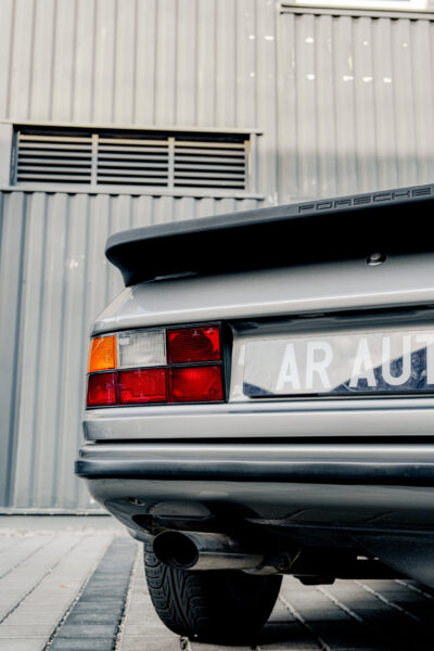 Porsche 944 – Image 8